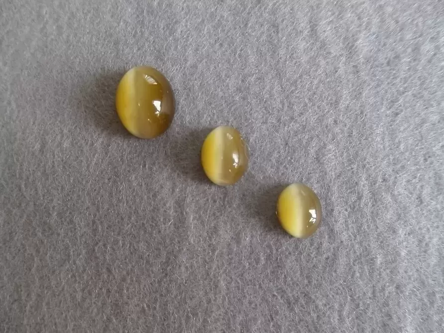 good luck charm - cat's eye